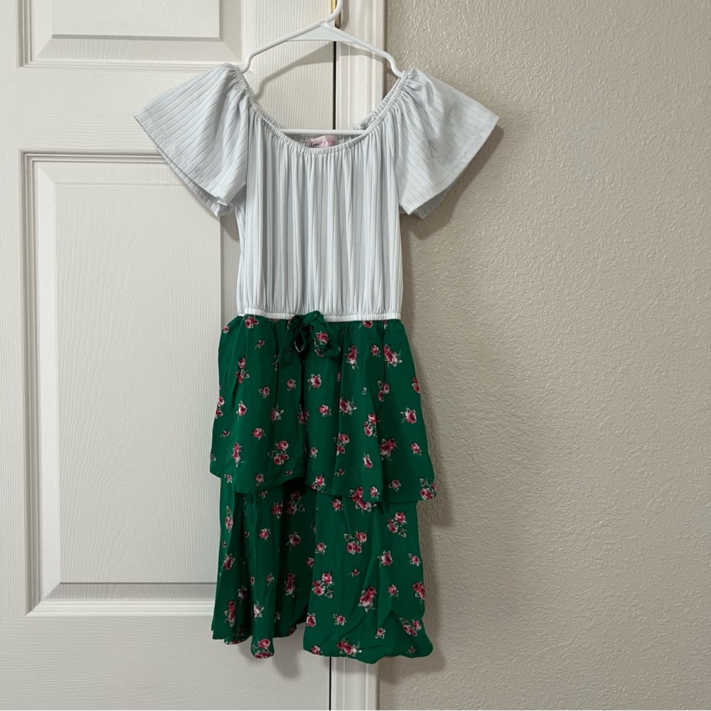 Floral Green and White Kids Dress size 10